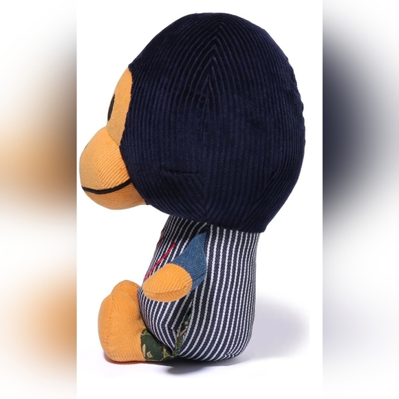 BAPE X SEAN WOTHERSPOON BABY MILO PLUSH DOLL *Sold Out Everywhere* - Picture 3 of 3